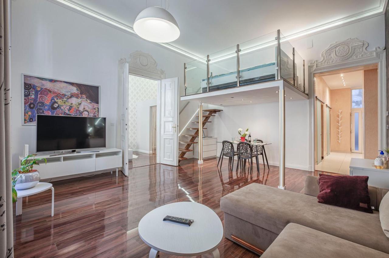 Luxury Art Deco Flat / Big Balcony Apartment Budapest Ngoại thất bức ảnh