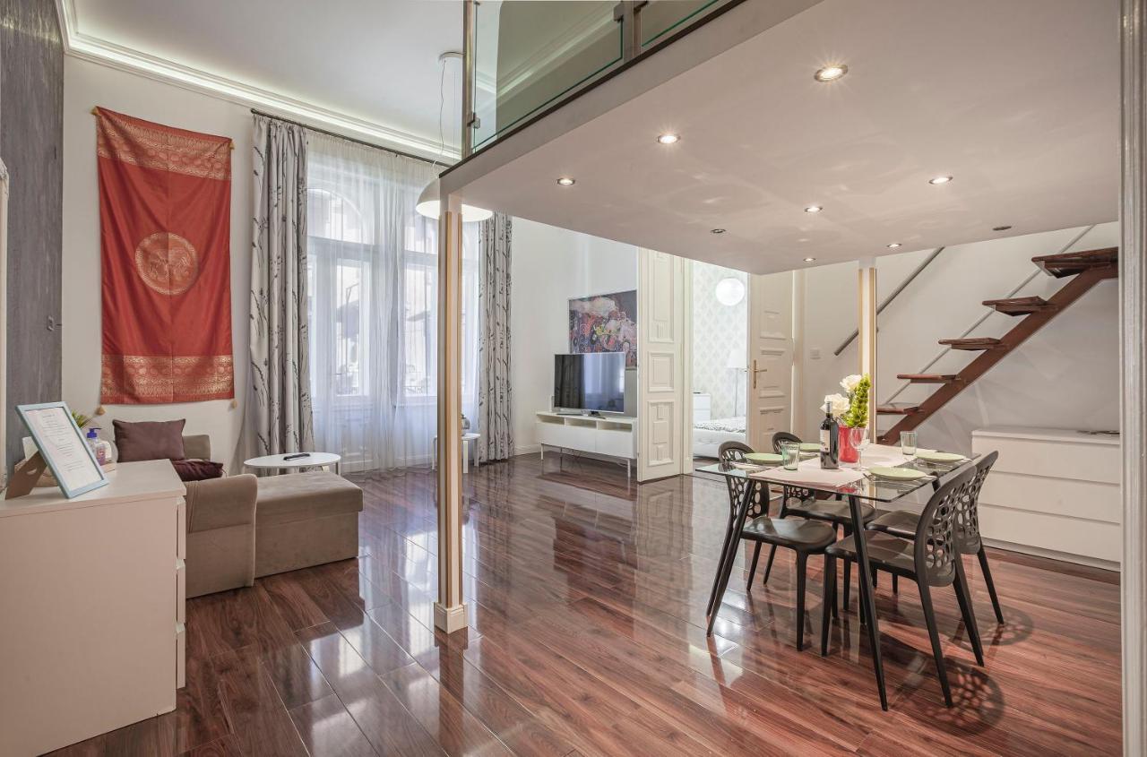 Luxury Art Deco Flat / Big Balcony Apartment Budapest Ngoại thất bức ảnh